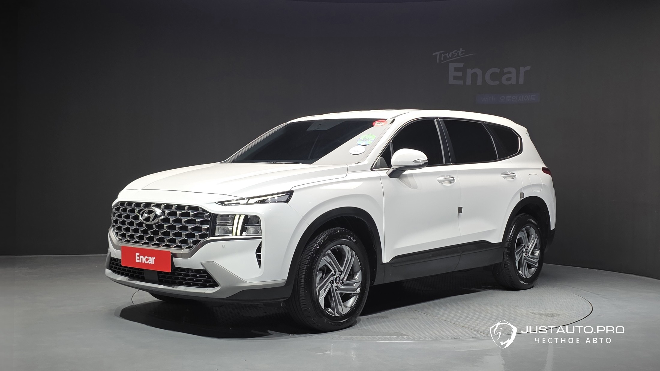 Автомобиль Hyundai Santafe