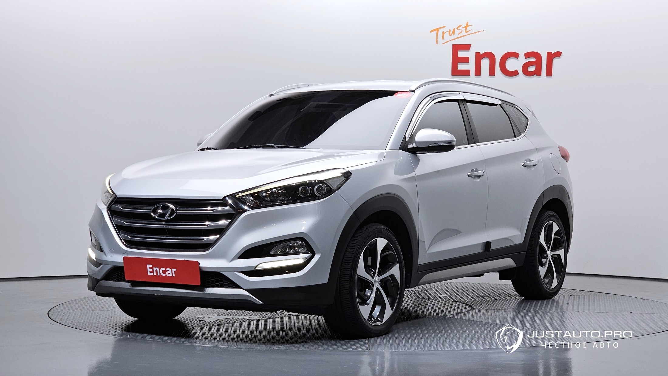 Автомобиль Hyundai Tucson