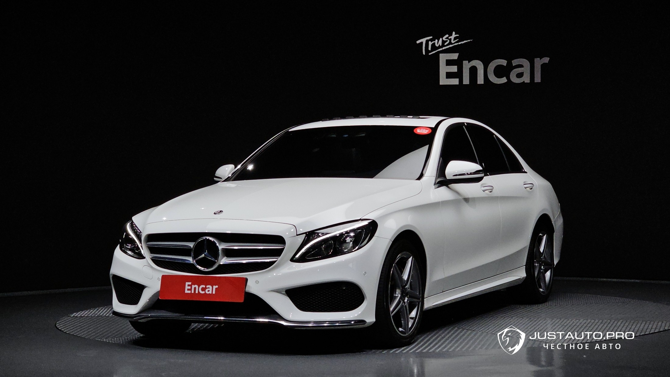 Автомобиль Mercedes-Benz C-Class