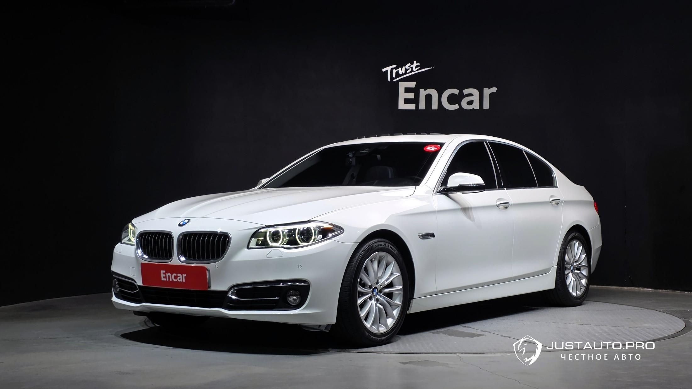 Автомобиль BMW 5-Series