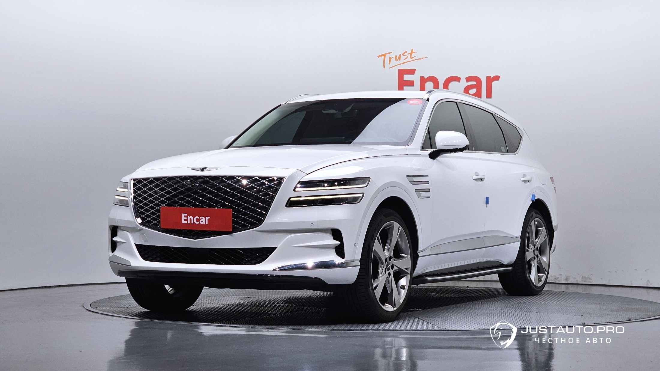 Автомобиль Genesis GV80