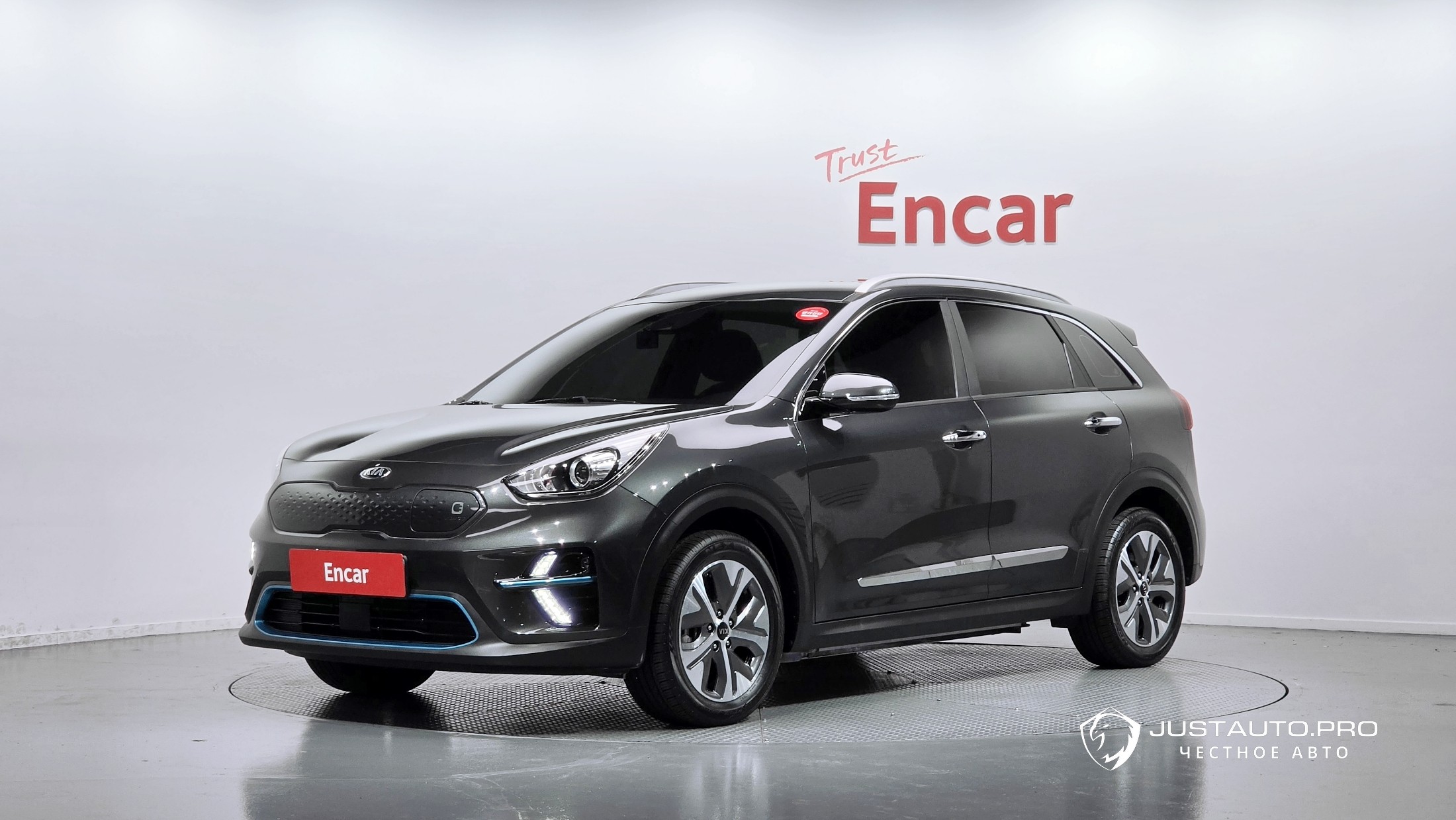 Автомобиль Kia Niro