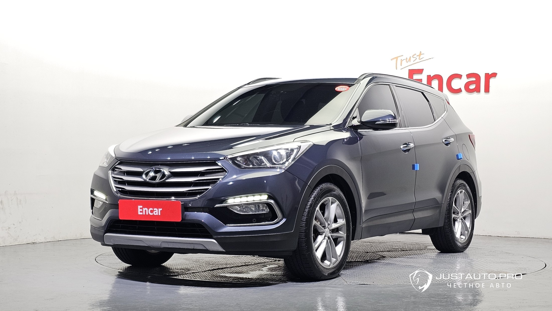 Автомобиль Hyundai Santafe