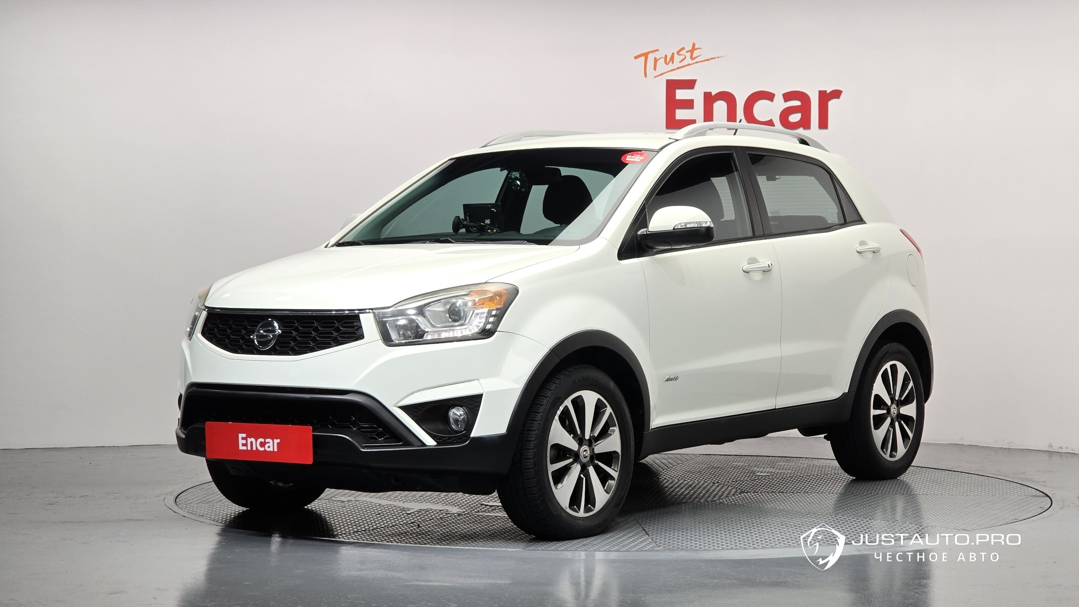 Автомобиль KG_Mobility_Ssangyong KORANDO