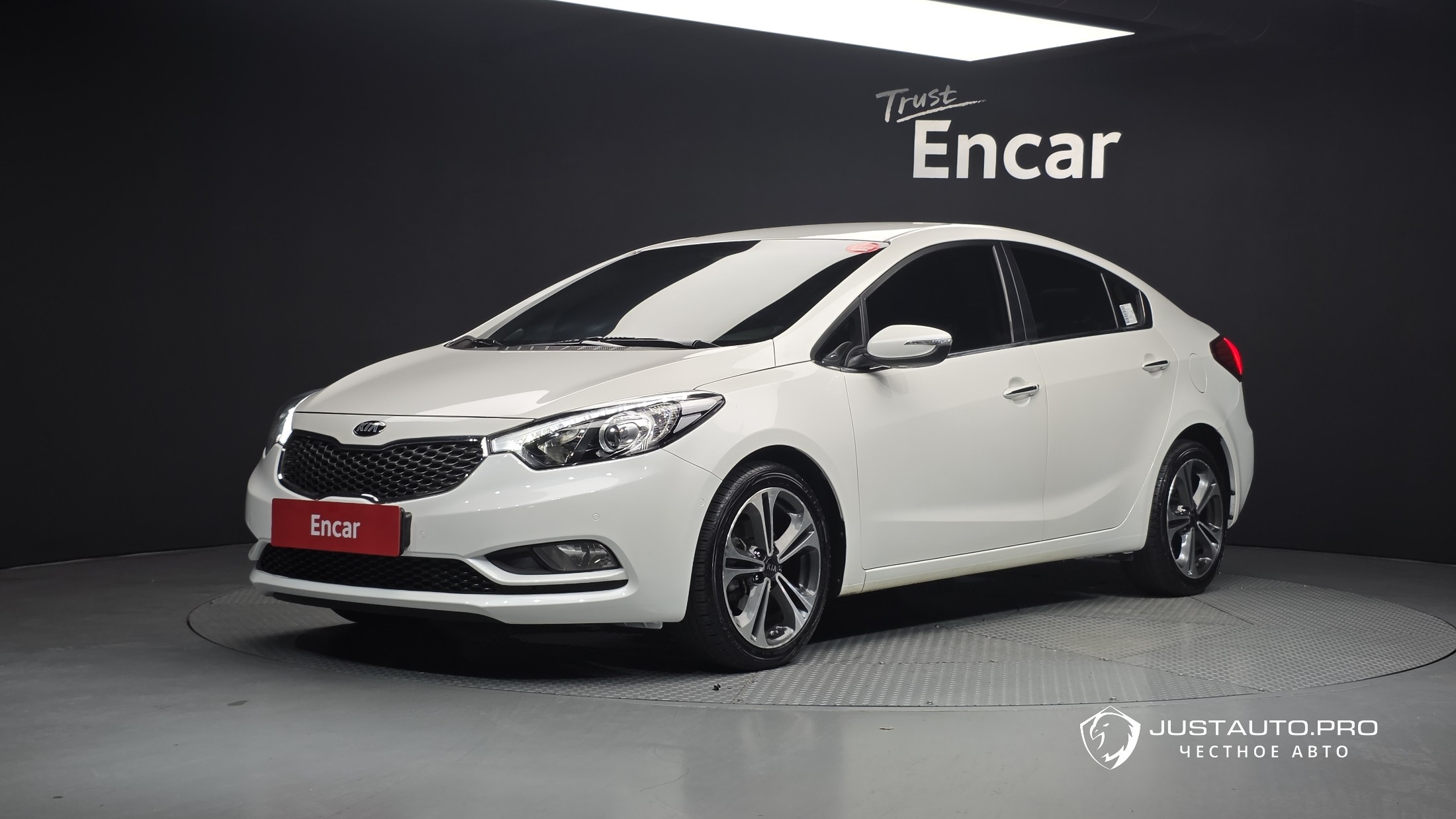 Автомобиль Kia K3